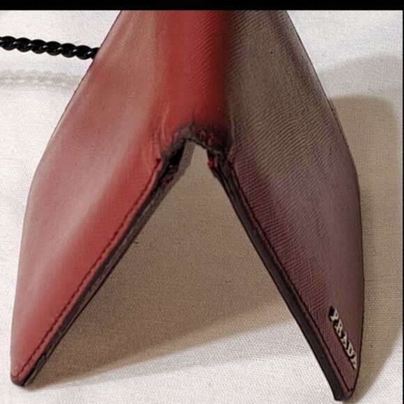 Prada Bifold Wallet in Red Authentic Good Condition - Picture 16 of 16